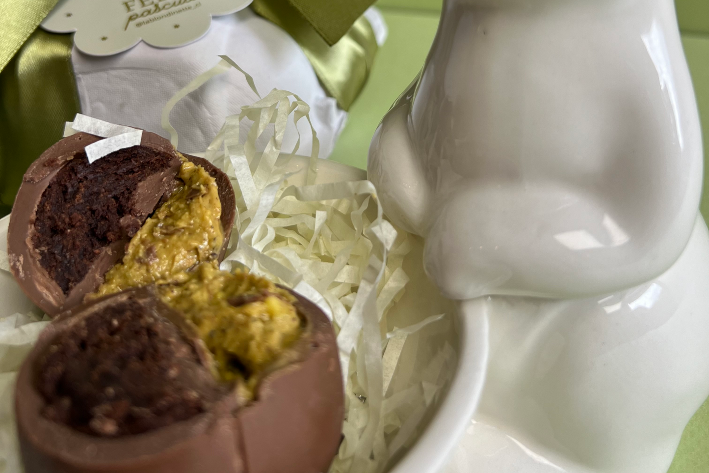 Huevos de chocolate rellenos