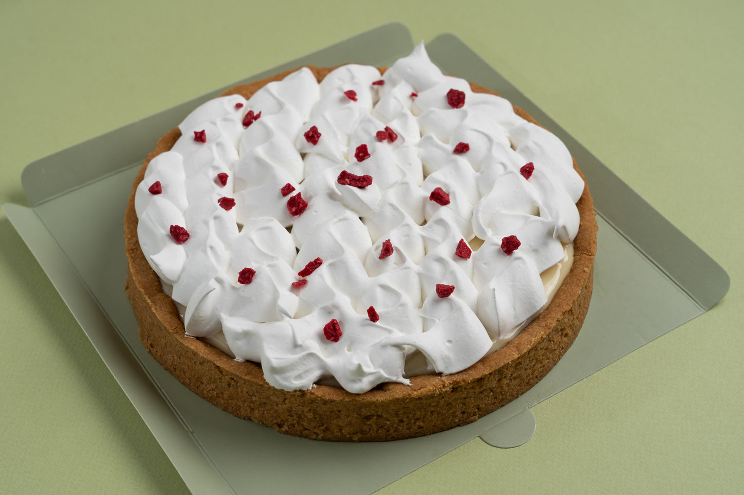 Pie de limón con frambuesas