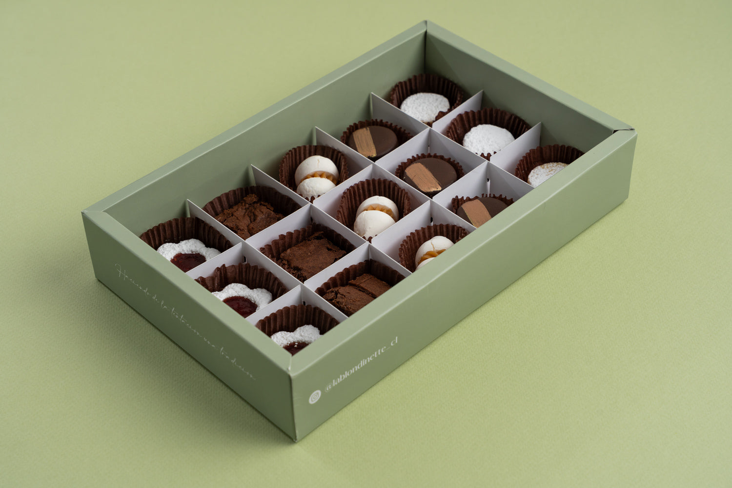 Caja Valentina – La Blondinette
