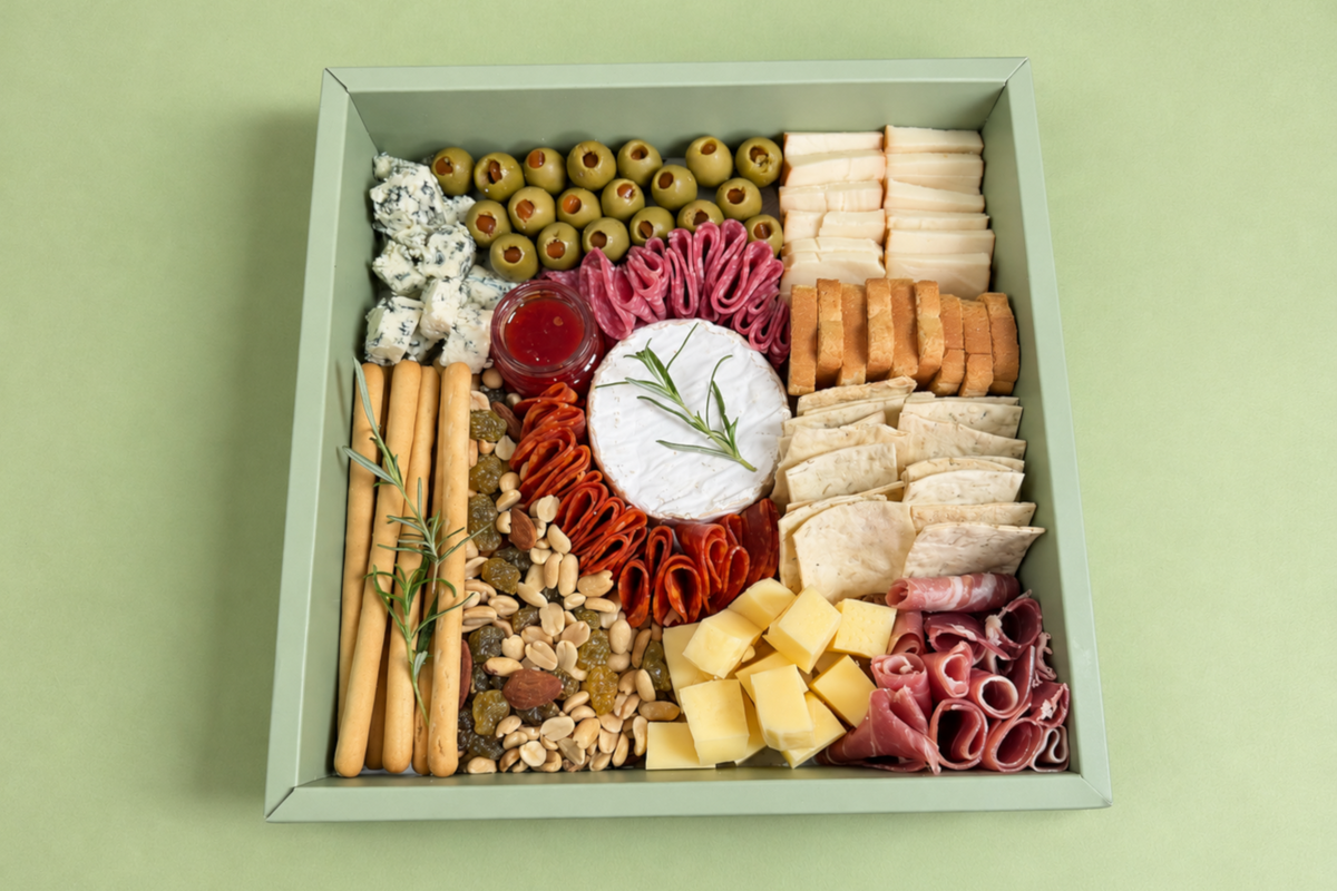 Caja de quesos y charcutería para compartir