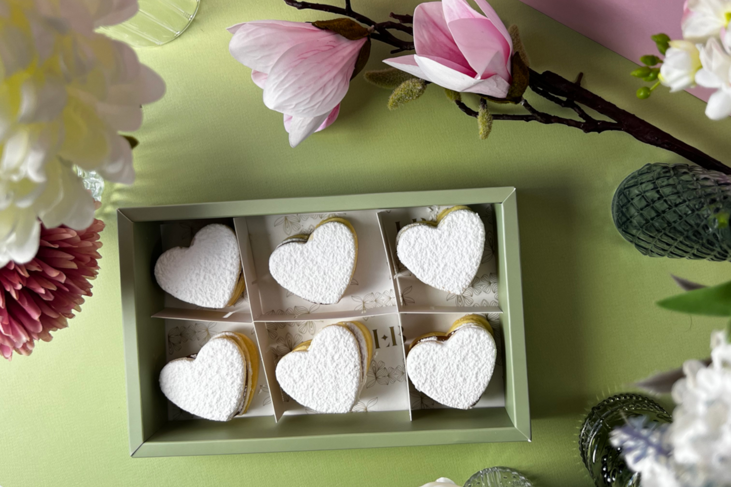 Alfajores de maicena corazón Día de la Madre