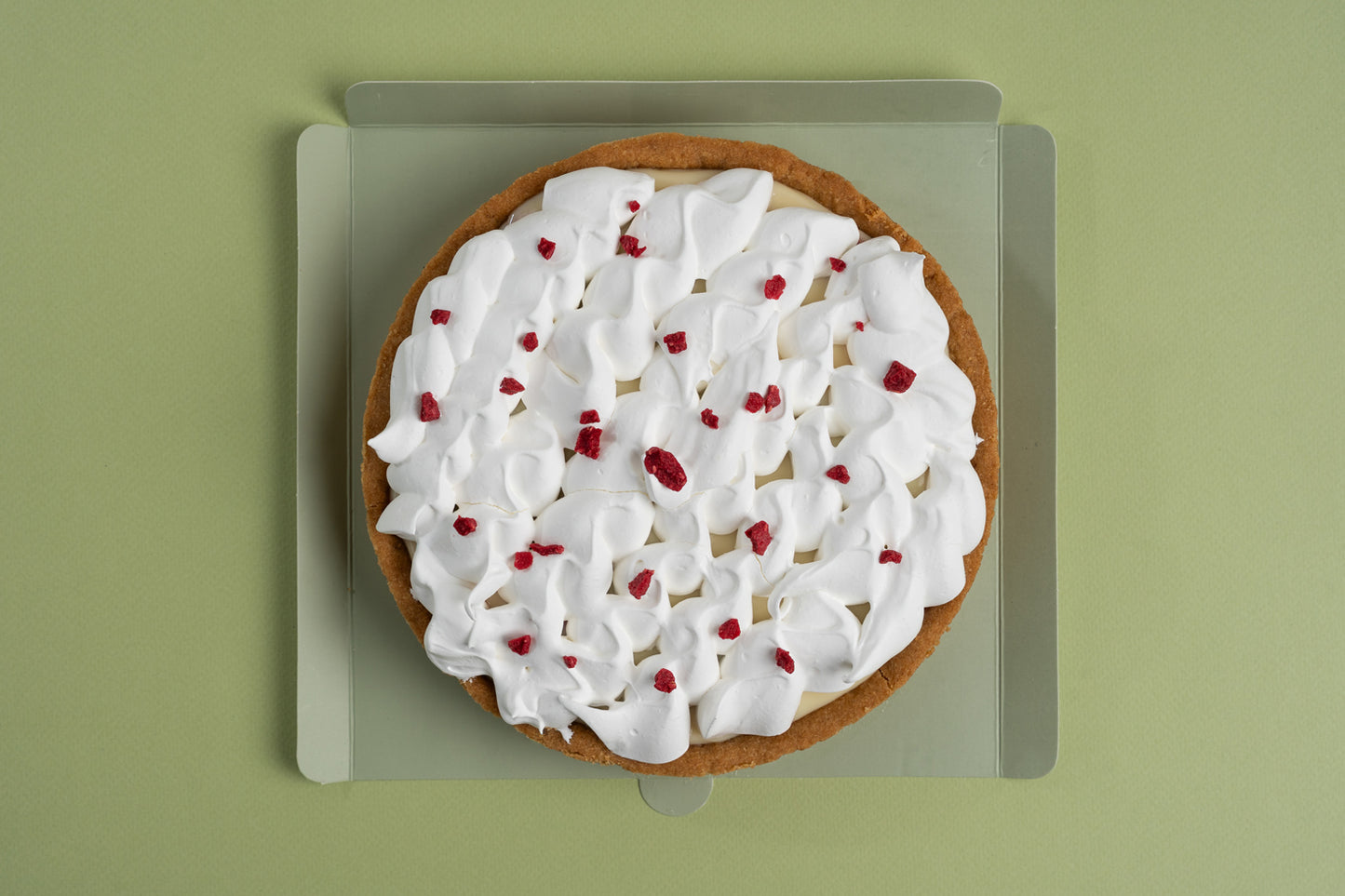 Pie de limón con frambuesas